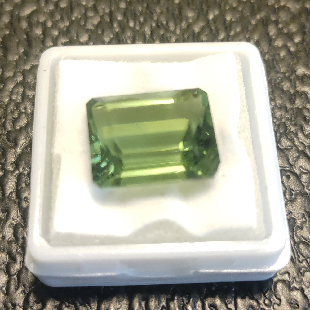 Moldavite Emerald Cut 10.15 Ct